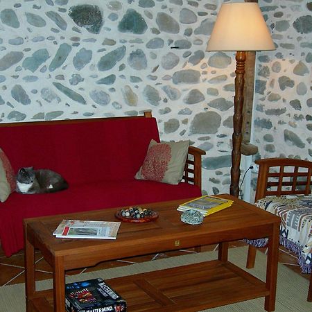 Maison D'Hotes Les 3 Baudets Issor Dış mekan fotoğraf