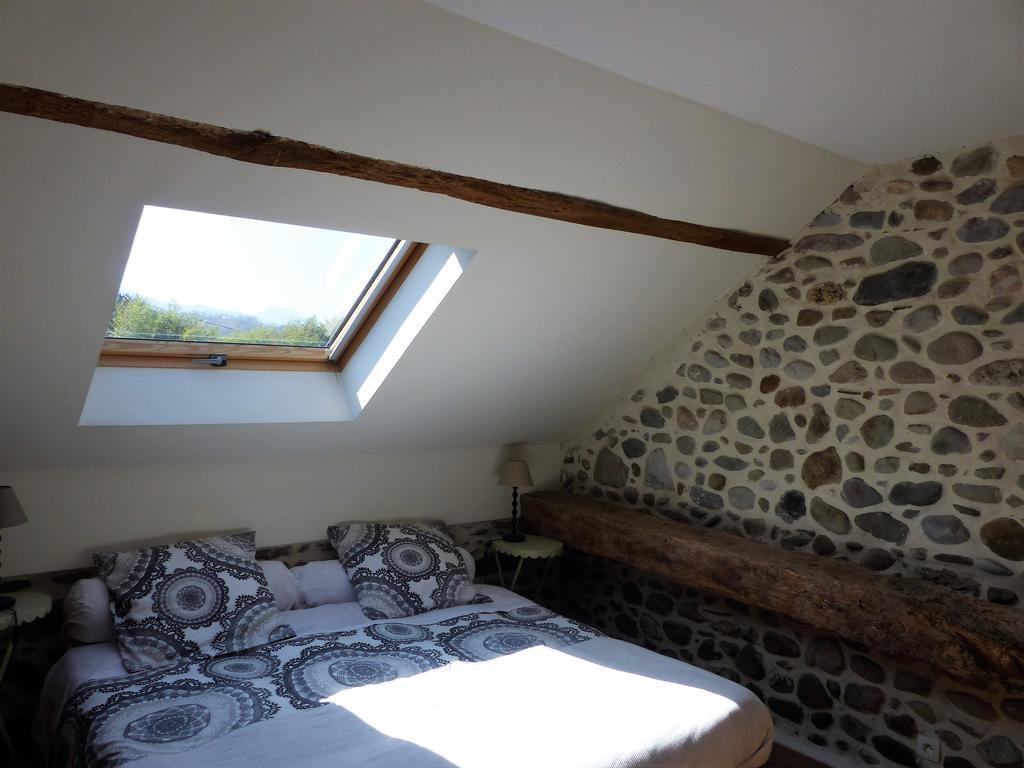 Maison D'Hotes Les 3 Baudets Issor Dış mekan fotoğraf
